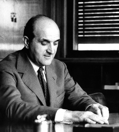 05.05 GIANNI BARILLA IN VIALE VENETO NEGLI ANNI ’50 Copia Gianni Barilla