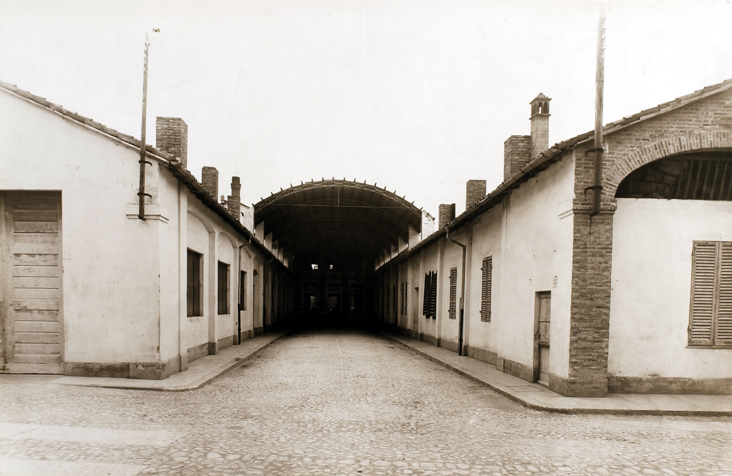 A perspective view of the stables in 1927, transformed in the thermal power station in 1935 [ASB, Aa 41].