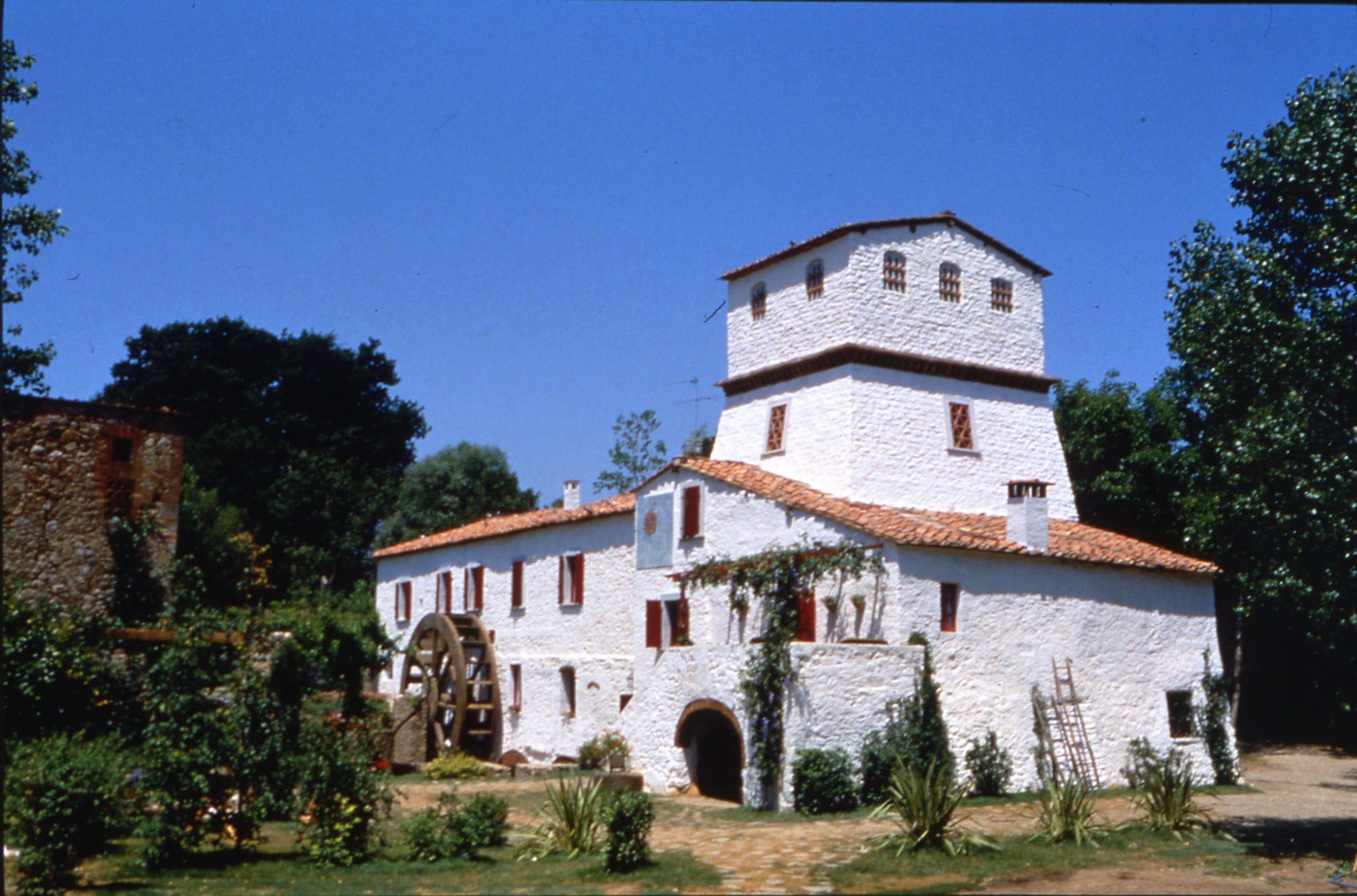 Chiusdino Mill as appears in  Mulino Bianco advertisings between 1990 and 1994