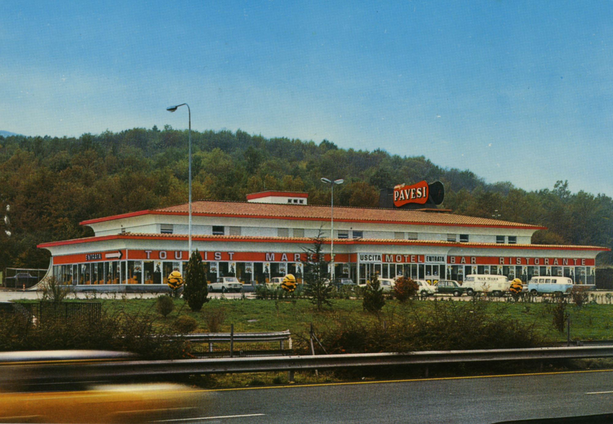 Pavesi Service Station postcard - La Macchia Ovest