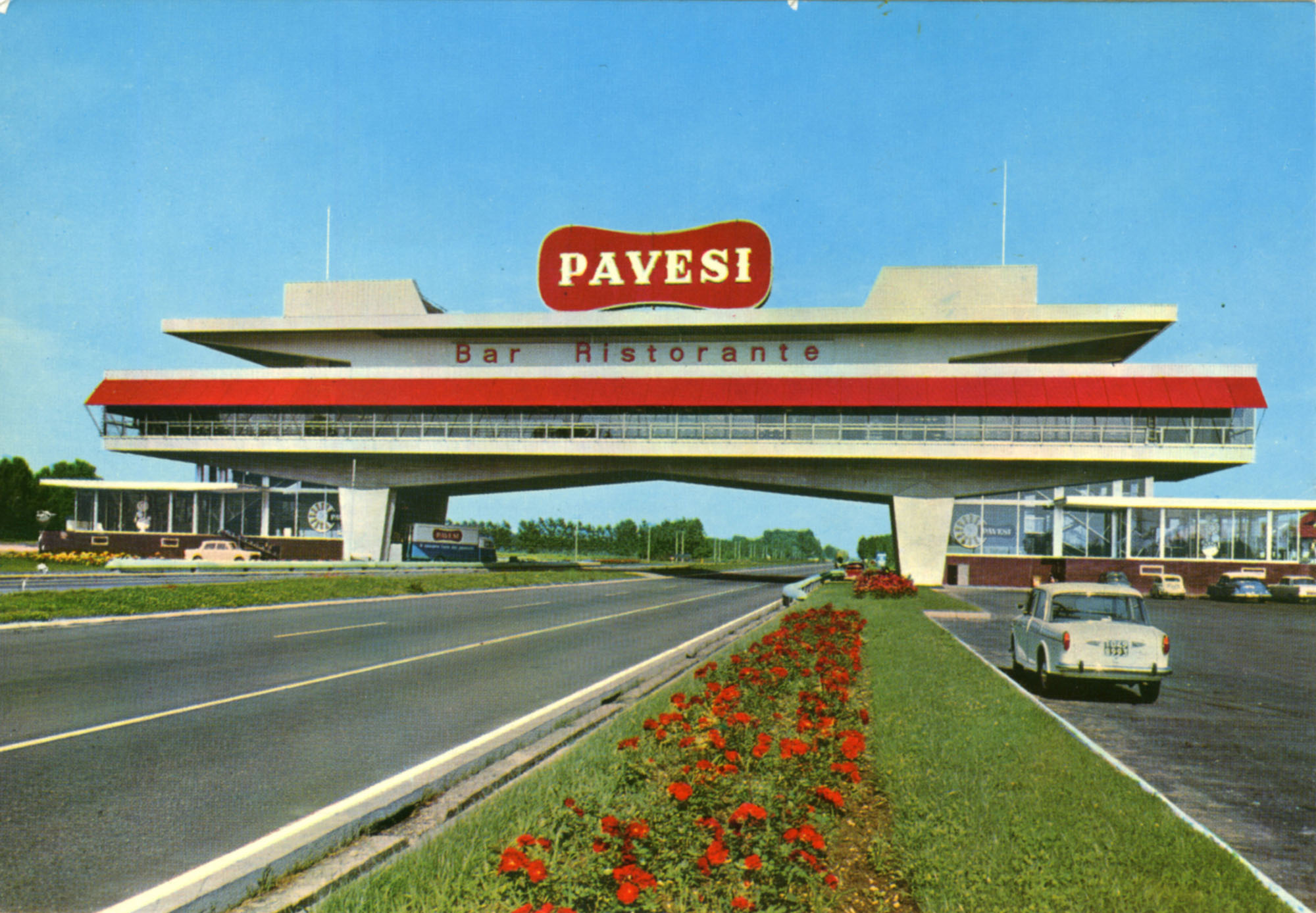 Pavesi Service Station postcard - Novara