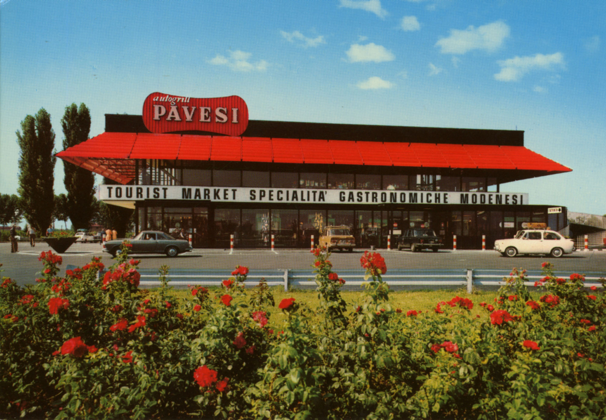 Pavesi Service Station postcard - Secchia